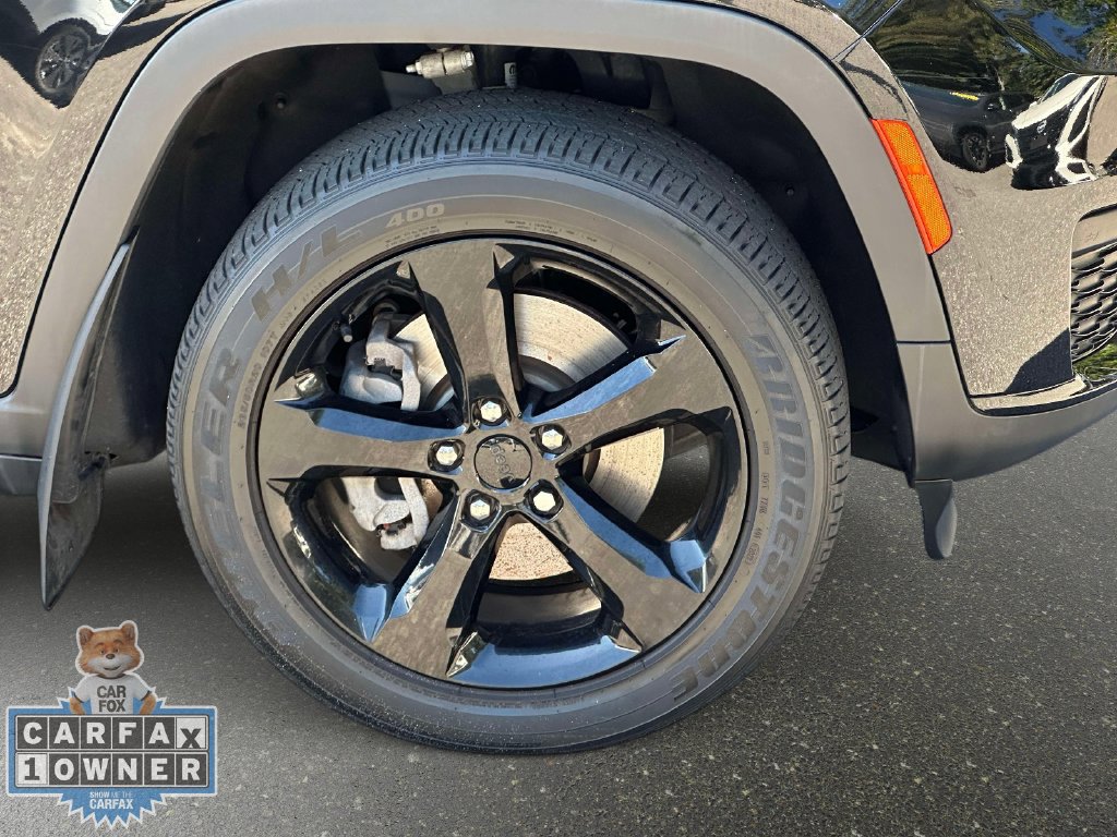 Used 2023 Jeep Grand Cherokee L Laredo AWD/4WD image 11