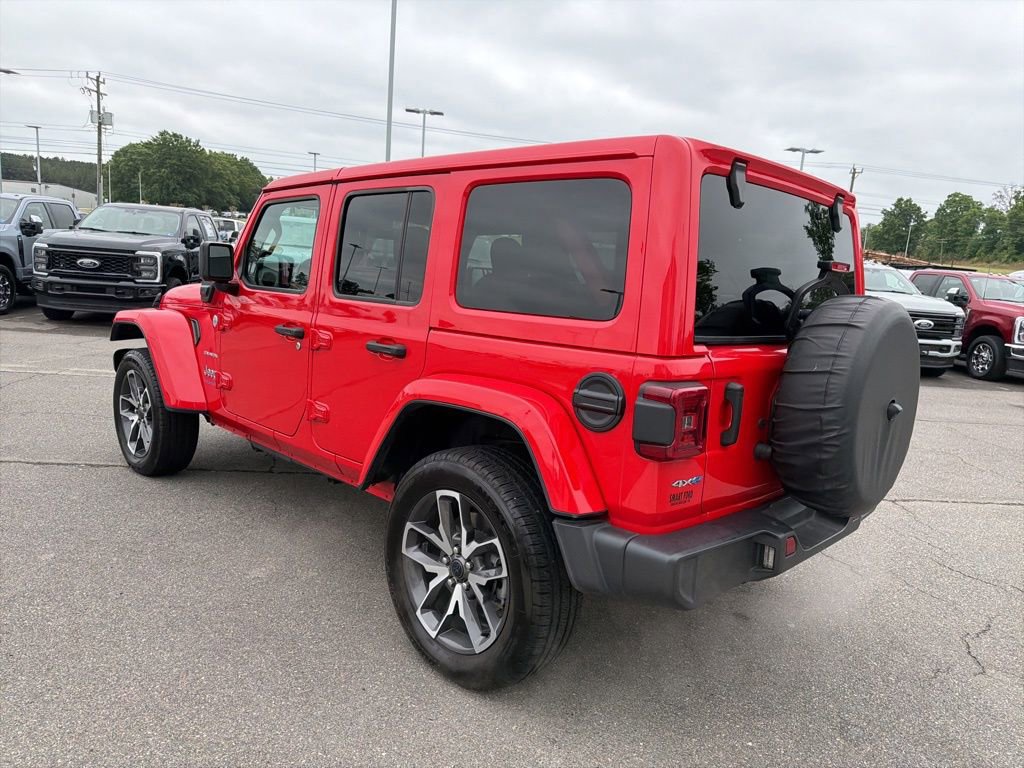 Used 2024 Jeep Wrangler Unlimited Sahara AWD/4WD image 6