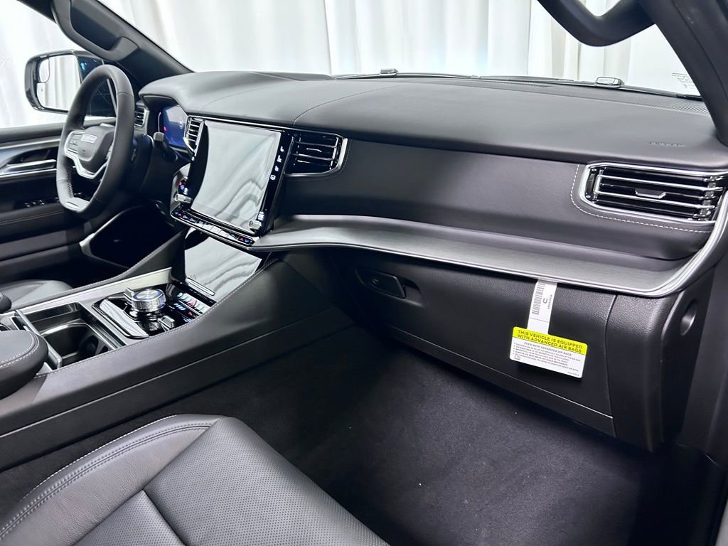 New 2026 Jeep Grand Wagoneer L Limited image 24