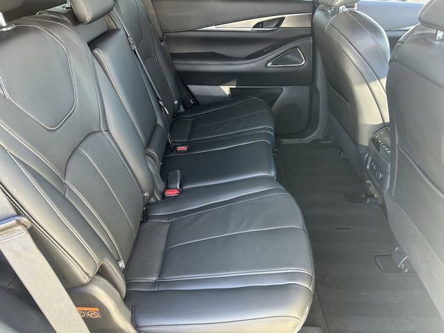 Certified 2023 INFINITI QX60 Luxe w/ Performance Audio Package image 14