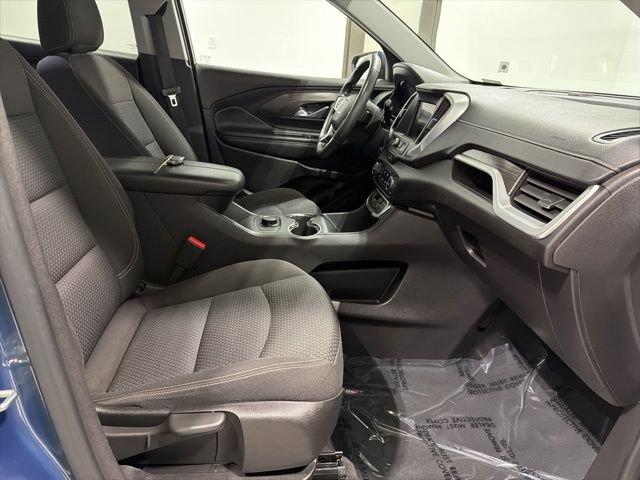 Used 2024 GMC Terrain SLE image 22
