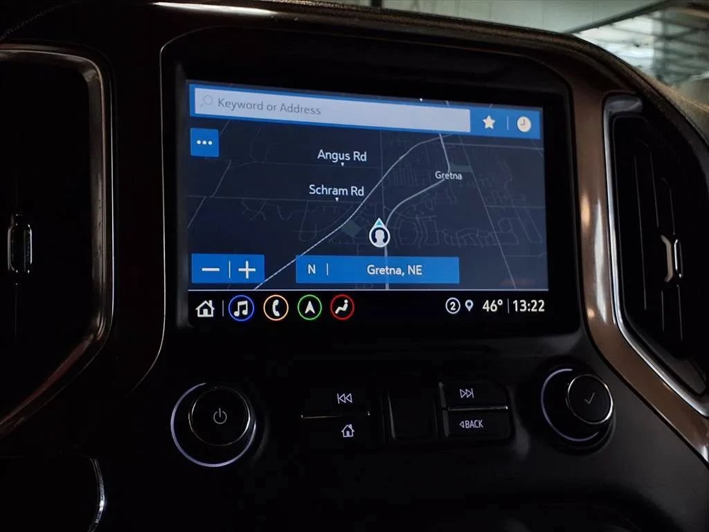 Used 2023 Chevrolet Silverado 2500 High Country w/ Technology Package AWD/4WD image 18