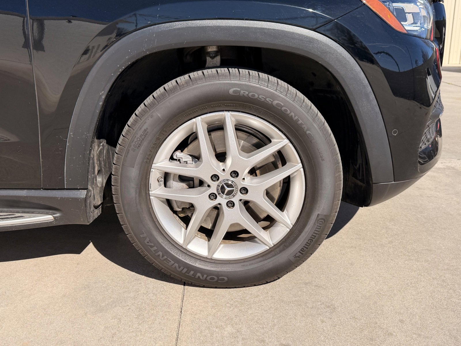 Used 2020 Mercedes-Benz GLS 450 4MATIC image 29