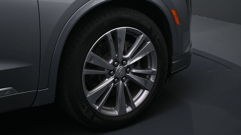 Certified 2024 Cadillac XT6 Premium Luxury FWD image 6