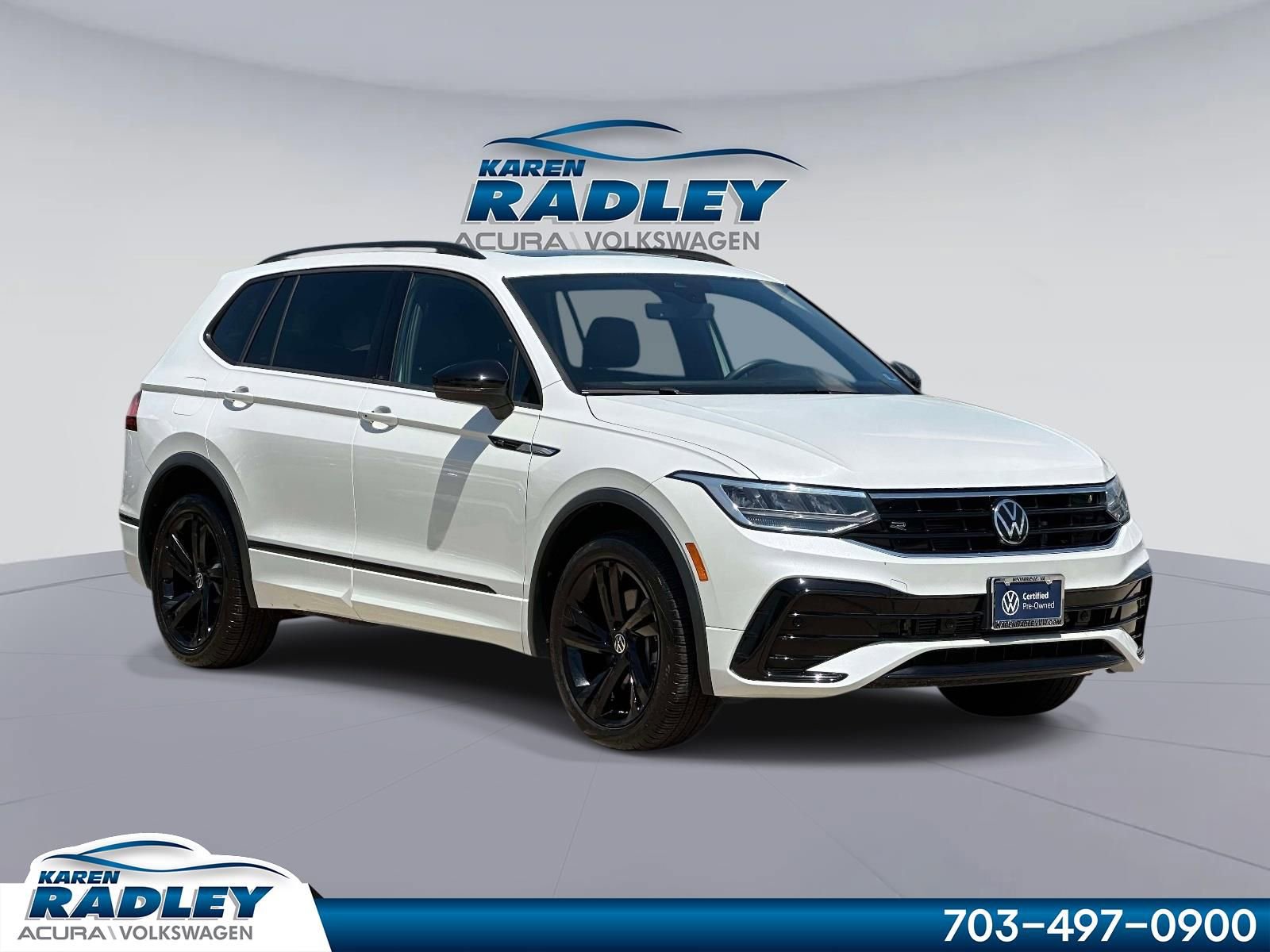 Certified 2024 Volkswagen Tiguan SE R-Line AWD/4WD image 1