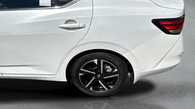 Used 2025 Nissan Sentra SV w/ All-Weather Package FWD image 38