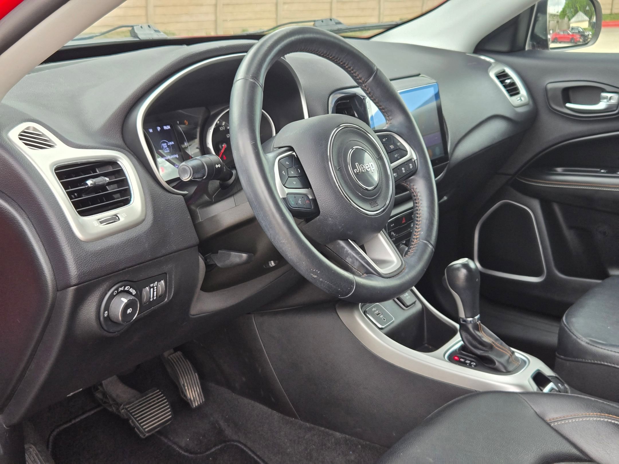 Used 2019 Jeep Compass Latitude w/ Safety & Security Group image 12