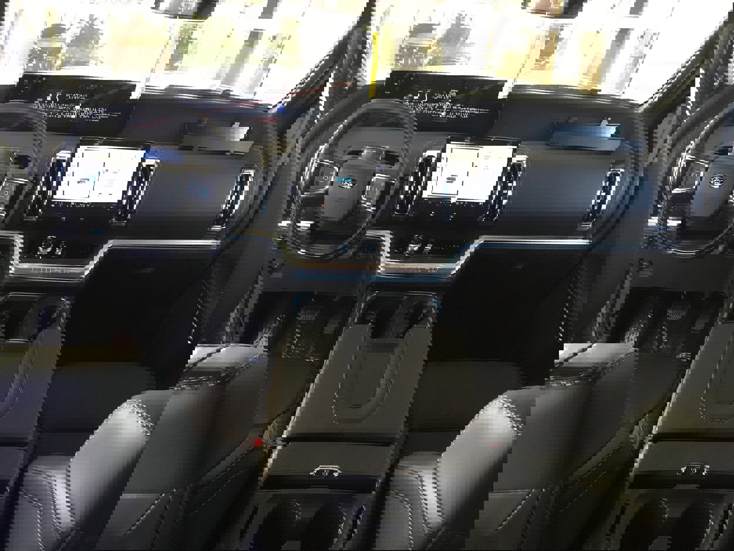 New 2025 Ford Expedition Platinum w/ Stealth Appearance Package image 10