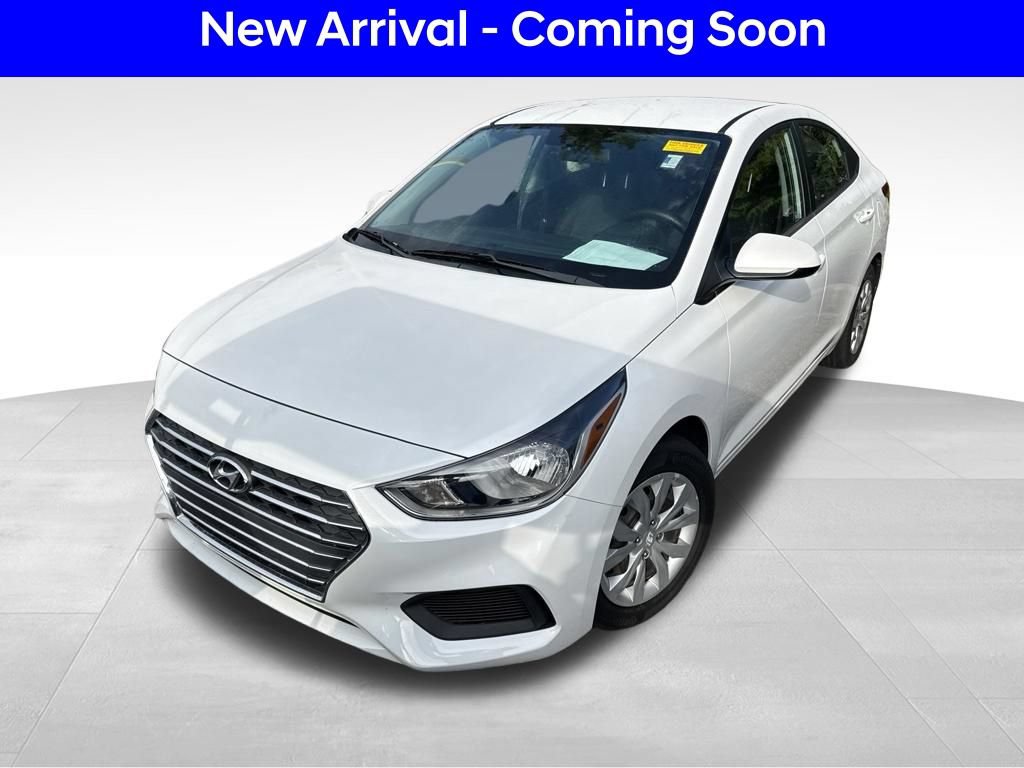 Used 2021 Hyundai Accent SE FWD image 2