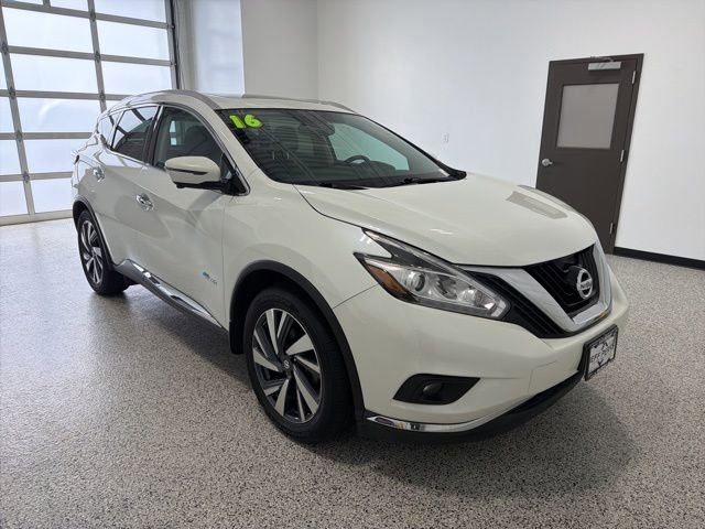 Used 2016 Nissan Murano Platinum w/ Platinum Technology Package image 3