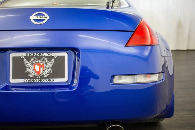 Used 2005 Nissan 350Z Coupe w/ (N93) Cargo Convenience Pkg RWD image 33