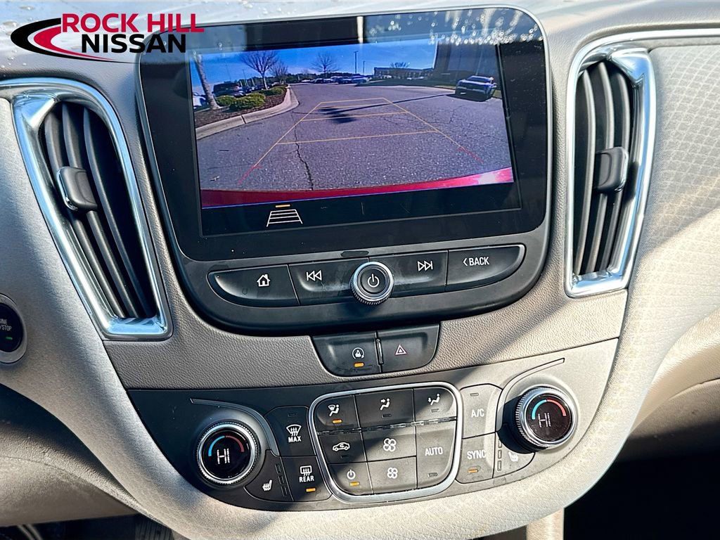 Used 2020 Chevrolet Malibu LT image 14