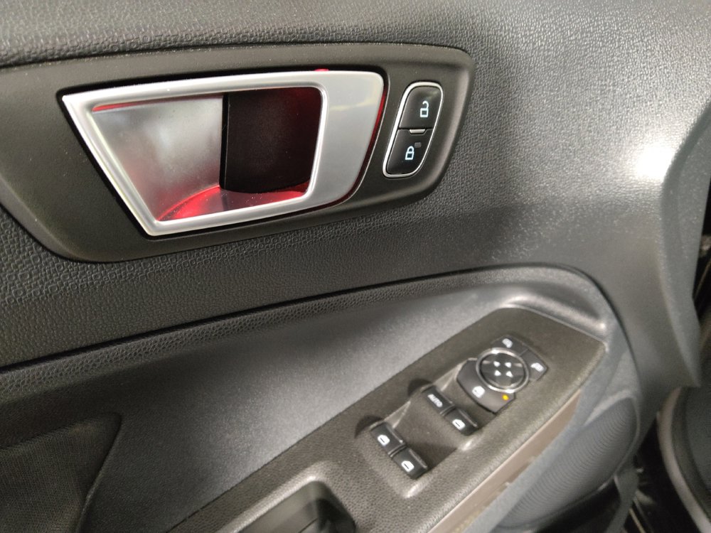 Used 2019 Ford EcoSport SE w/ SE Convenience Package FWD image 27