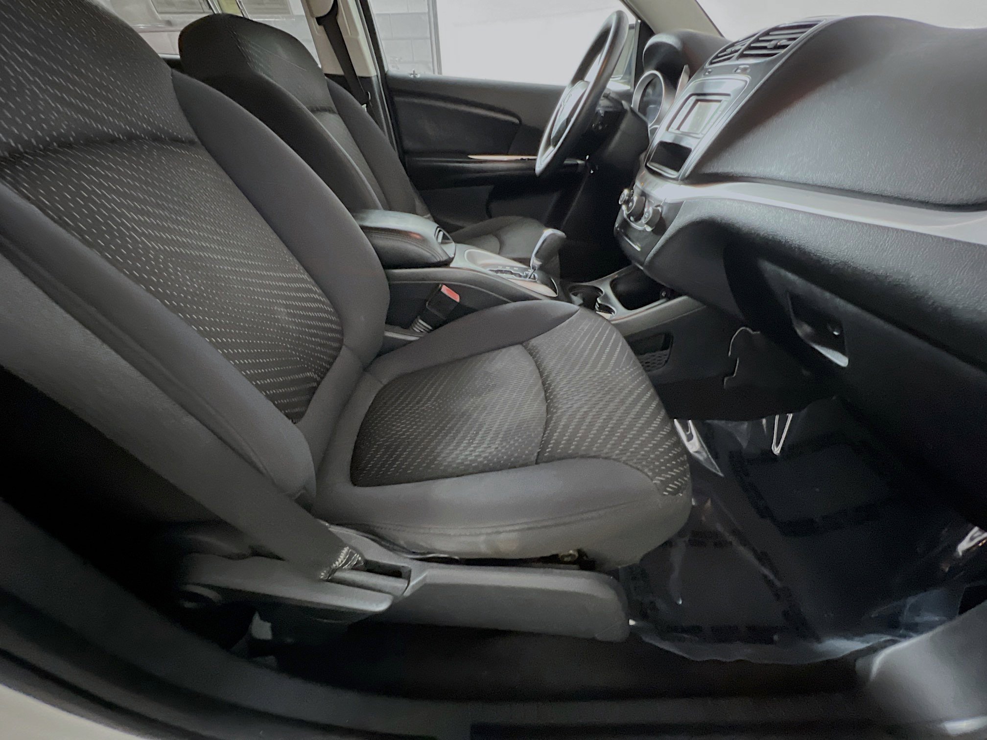 Used 2012 Dodge Journey SXT image 30