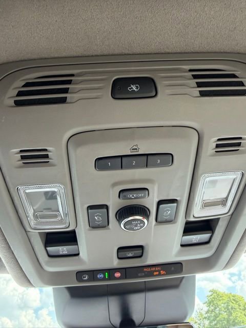 Certified 2021 Cadillac Escalade Sport Platinum image 21