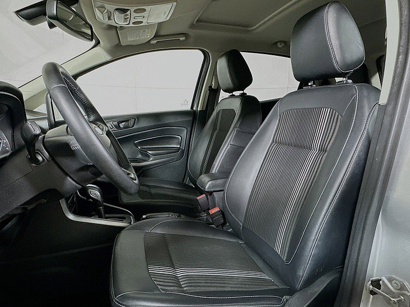 Used 2021 Ford EcoSport SES image 11