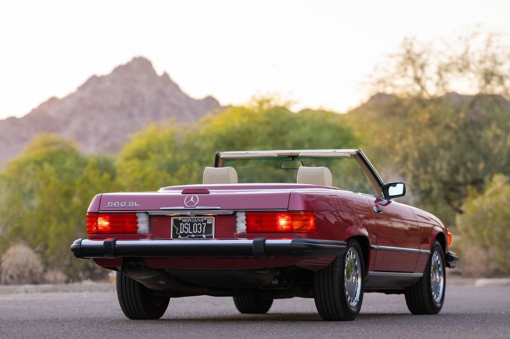 Used 1989 Mercedes-Benz 560 SL image 31