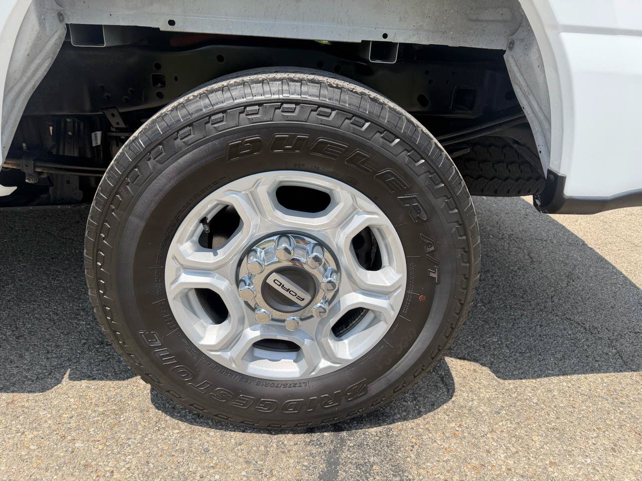 Used 2025 Ford F250 XLT w/ FX4 Off-Road Package AWD/4WD image 37