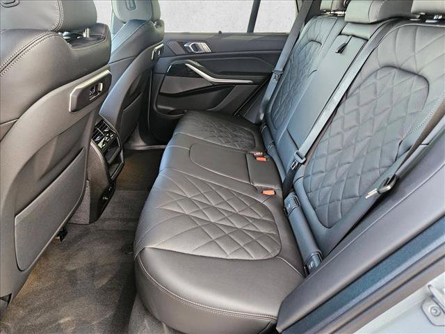 New 2026 BMW X5 sDrive40i w/ Executive Package RWD image 15