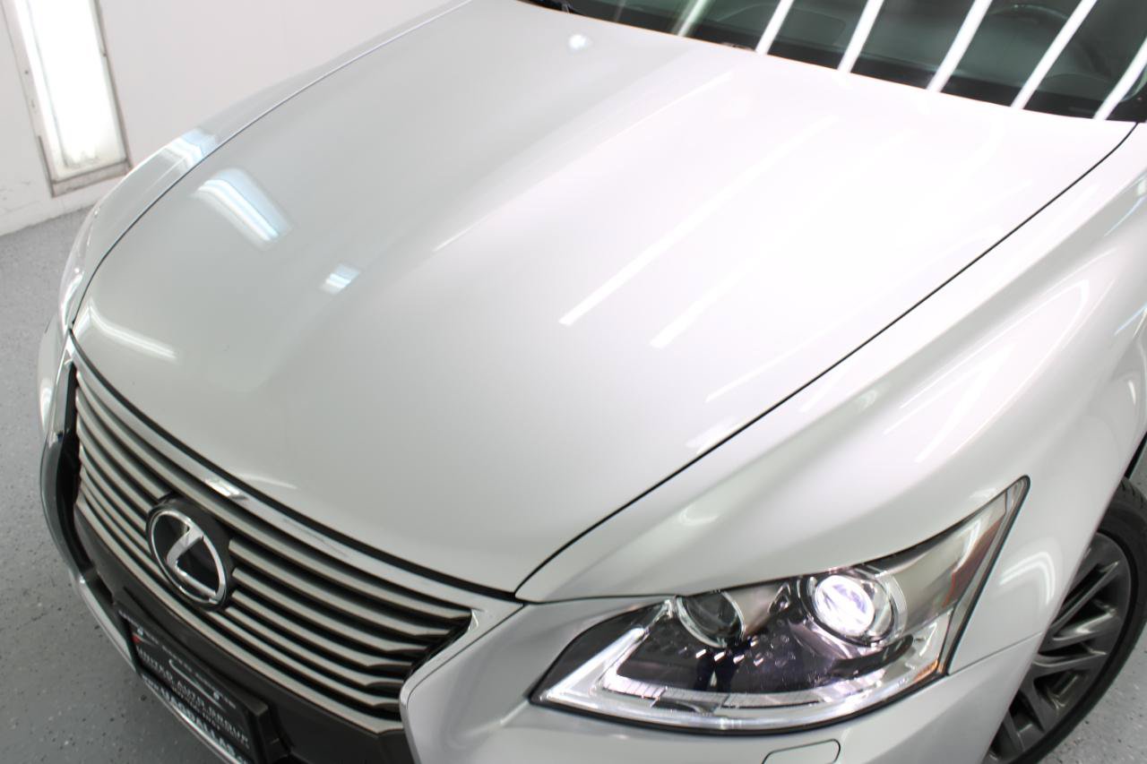 Used 2016 Lexus LS 460 w/ Comfort Package RWD image 19