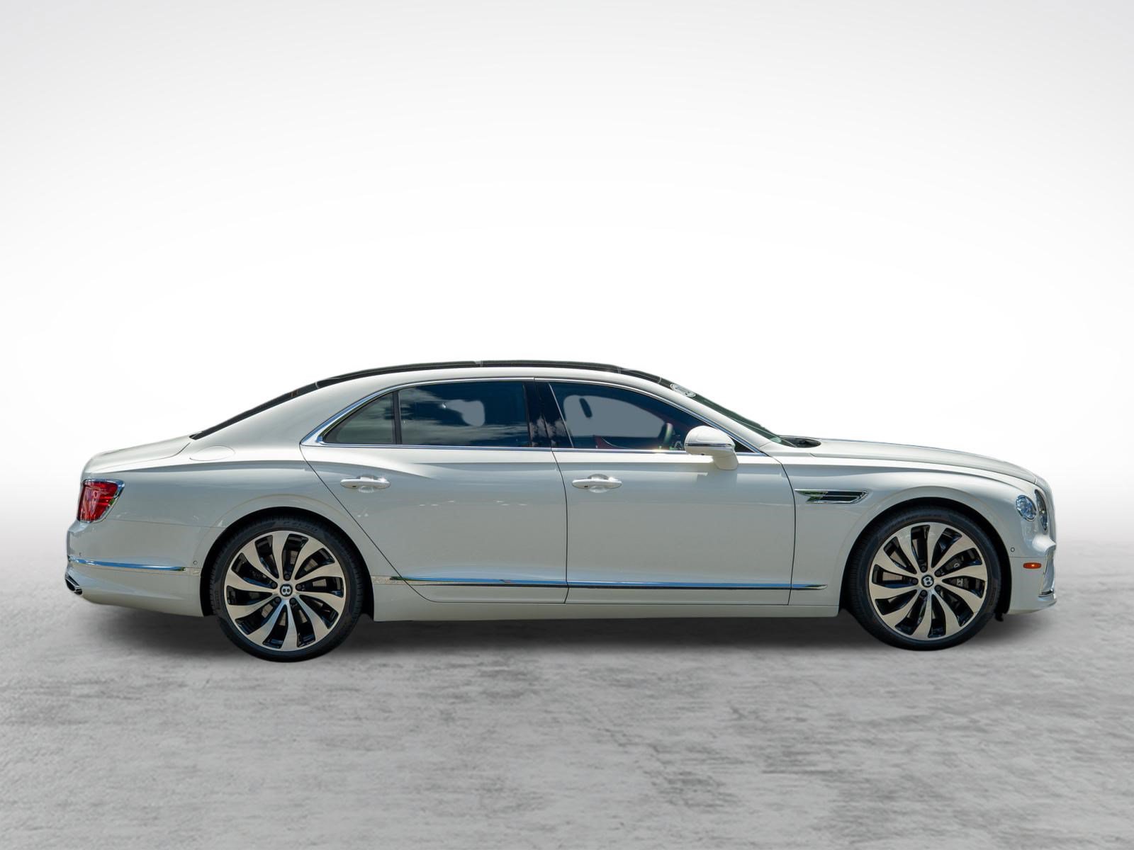 Used 2026 Bentley Flying Spur Plug-In Hybrid AWD/4WD image 10
