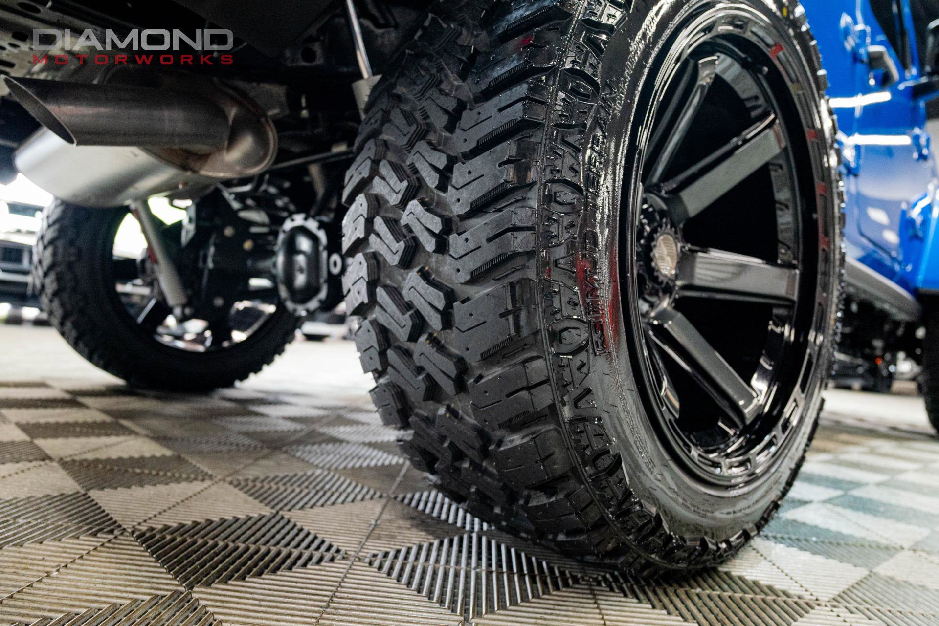 Used 2024 Jeep Wrangler Unlimited Sahara w/ Technology Group image 37