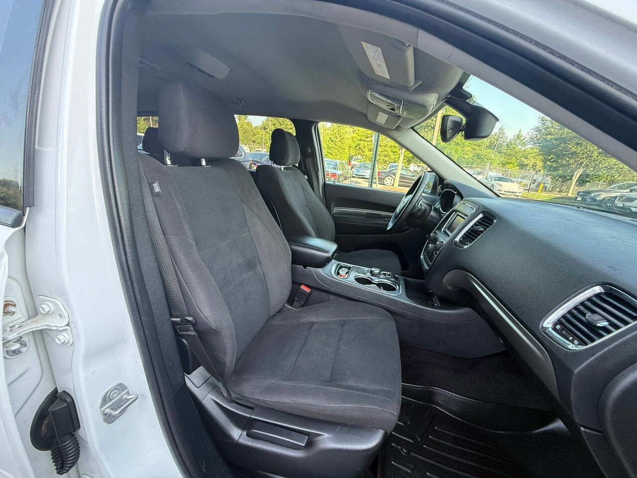 Used 2017 Dodge Durango SXT w/ 3rd Row Seating Group image 29