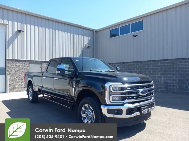New 2025 Ford F350 Lariat w/ Lariat Ultimate Package
