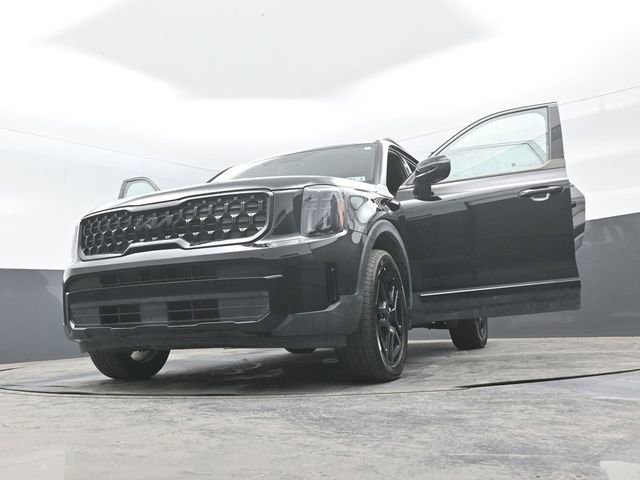 Used 2025 Kia Telluride EX X-Line image 35