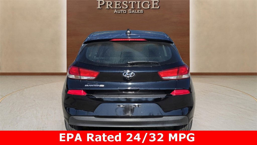 Used 2018 Hyundai Elantra GT image 23