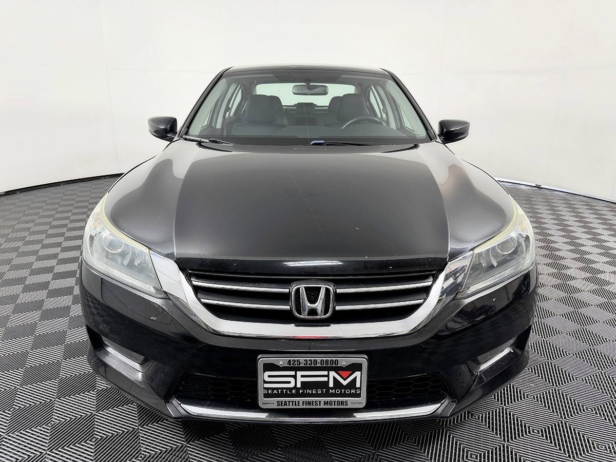 Used 2015 Honda Accord Sport image 4