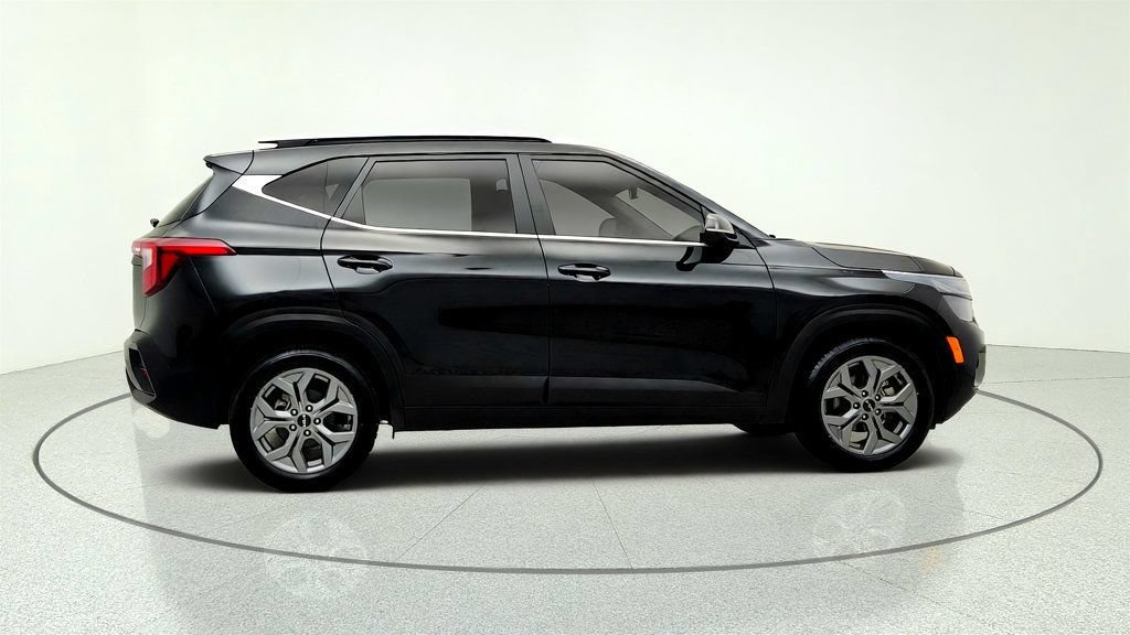 Used 2024 Kia Seltos S FWD image 4