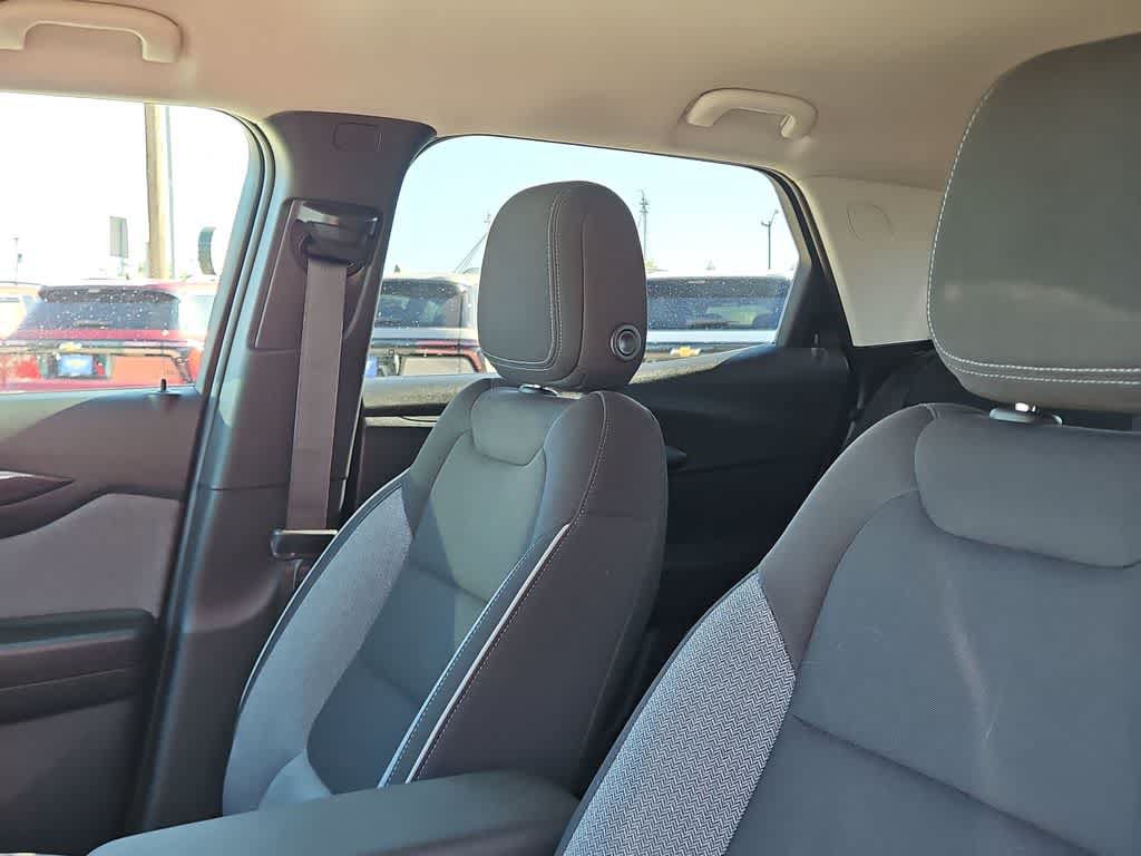 Used 2026 Chevrolet TrailBlazer LT FWD image 15