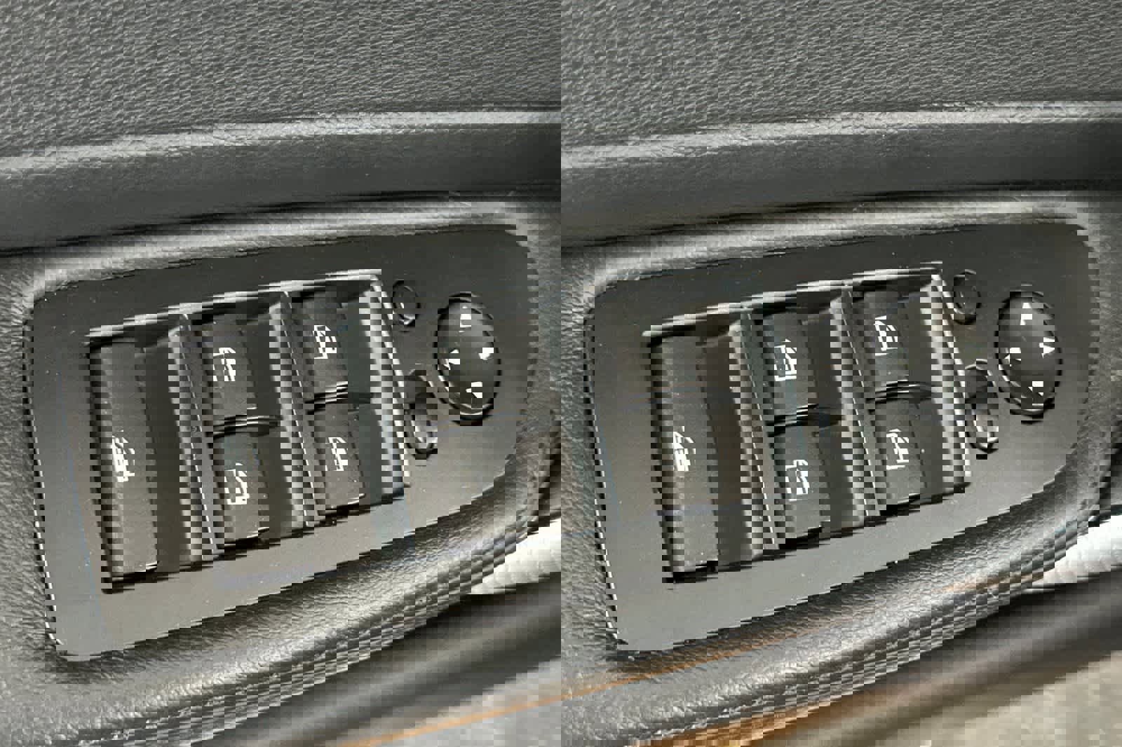 Used 2013 BMW 135is Convertible image 16