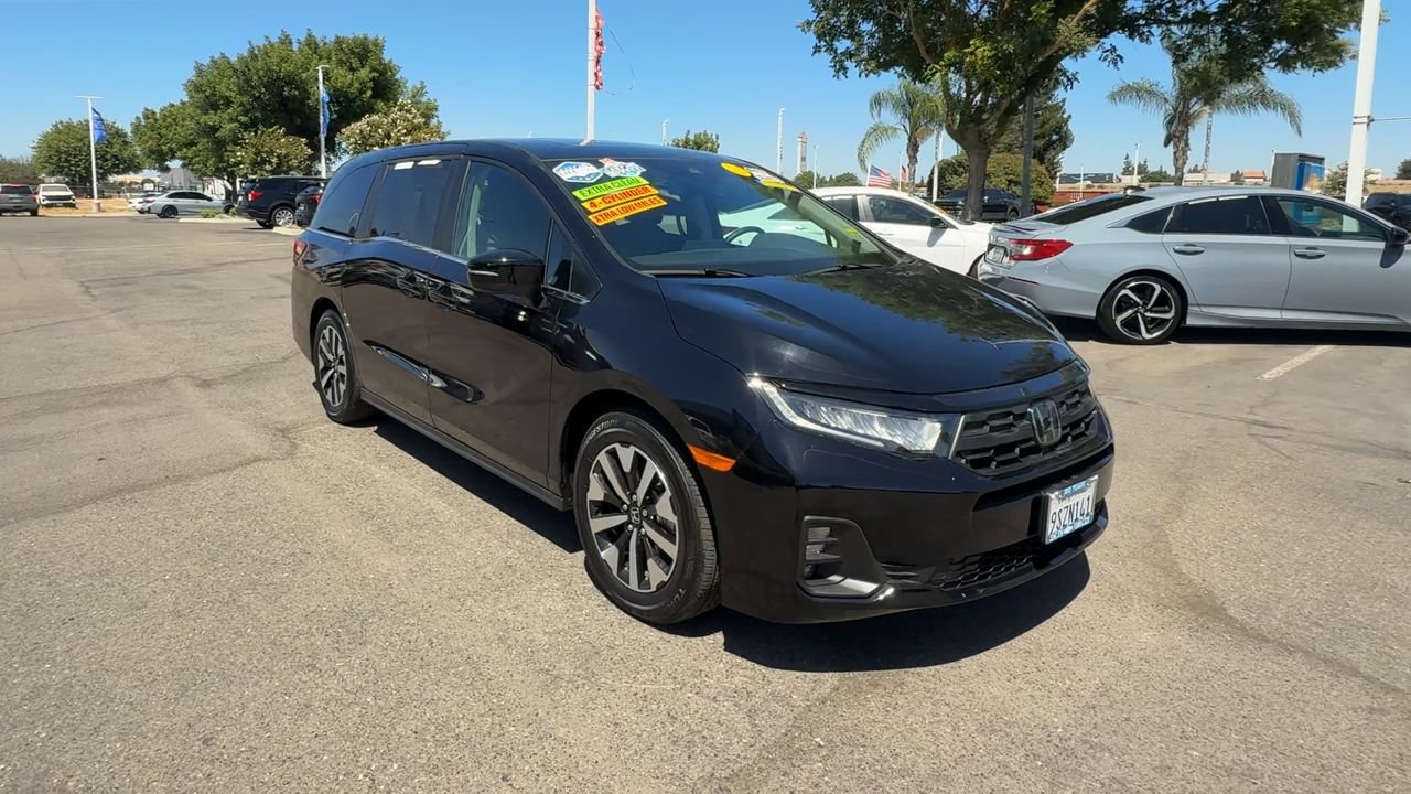 Used 2025 Honda Odyssey EX-L image 1