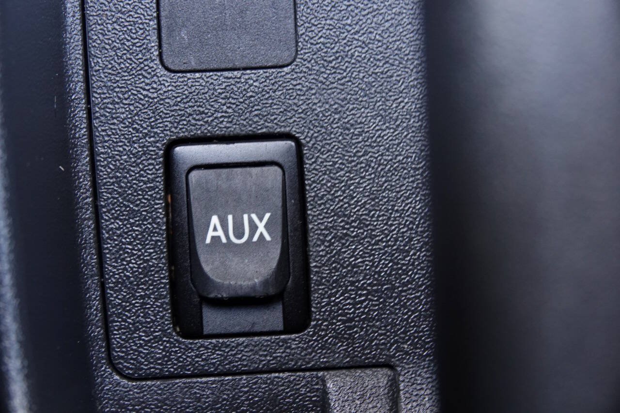 Used 2006 Scion xA FWD image 71