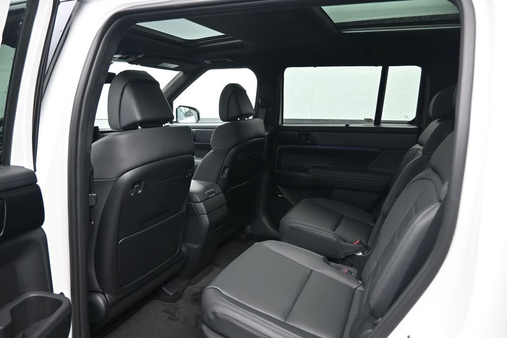 New 2026 Hyundai Santa Fe Calligraphy AWD/4WD image 24
