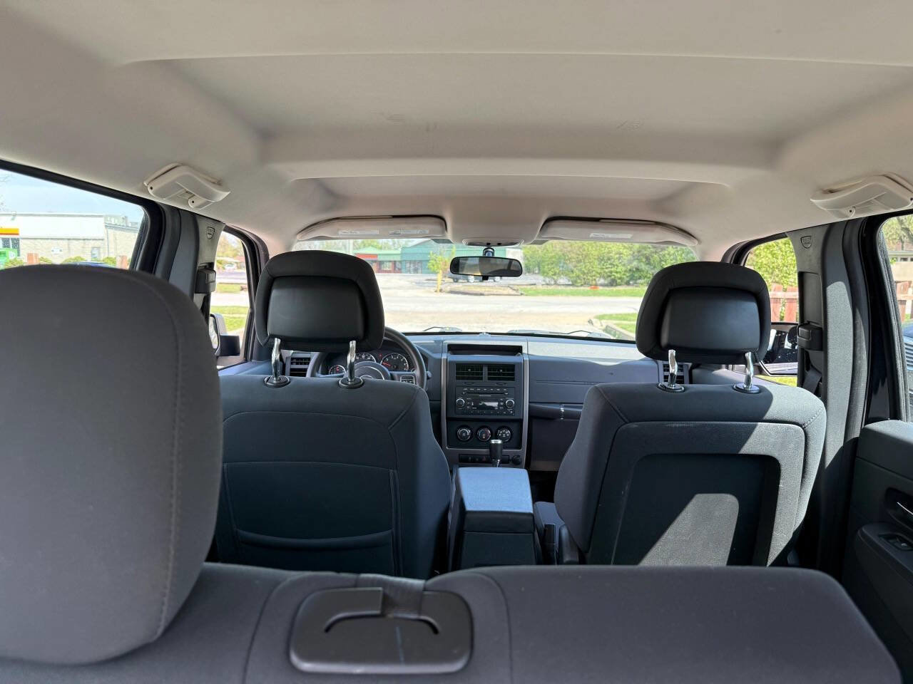 Used 2012 Jeep Liberty Sport AWD/4WD image 13