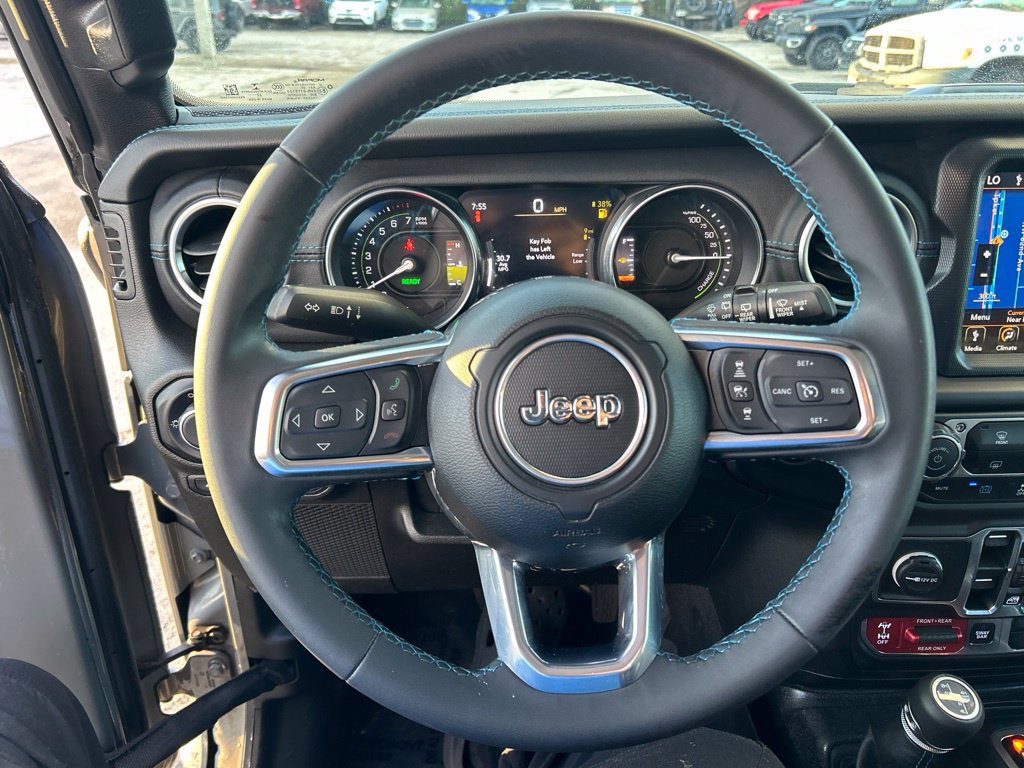 Used 2023 Jeep Wrangler Unlimited Rubicon 4xe w/ Safety Group AWD/4WD image 16