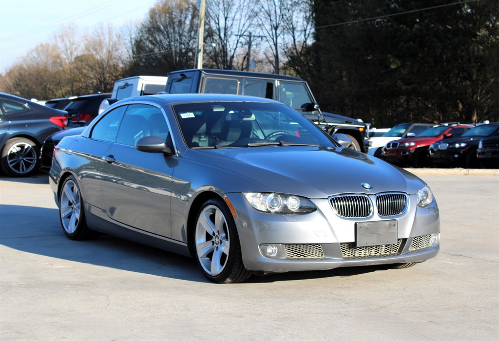 Used 2008 BMW 335i Convertible image 17