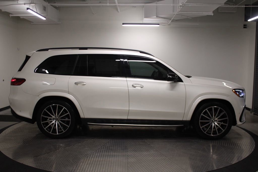 Used 2024 Mercedes-Benz GLS 450 4MATIC image 12