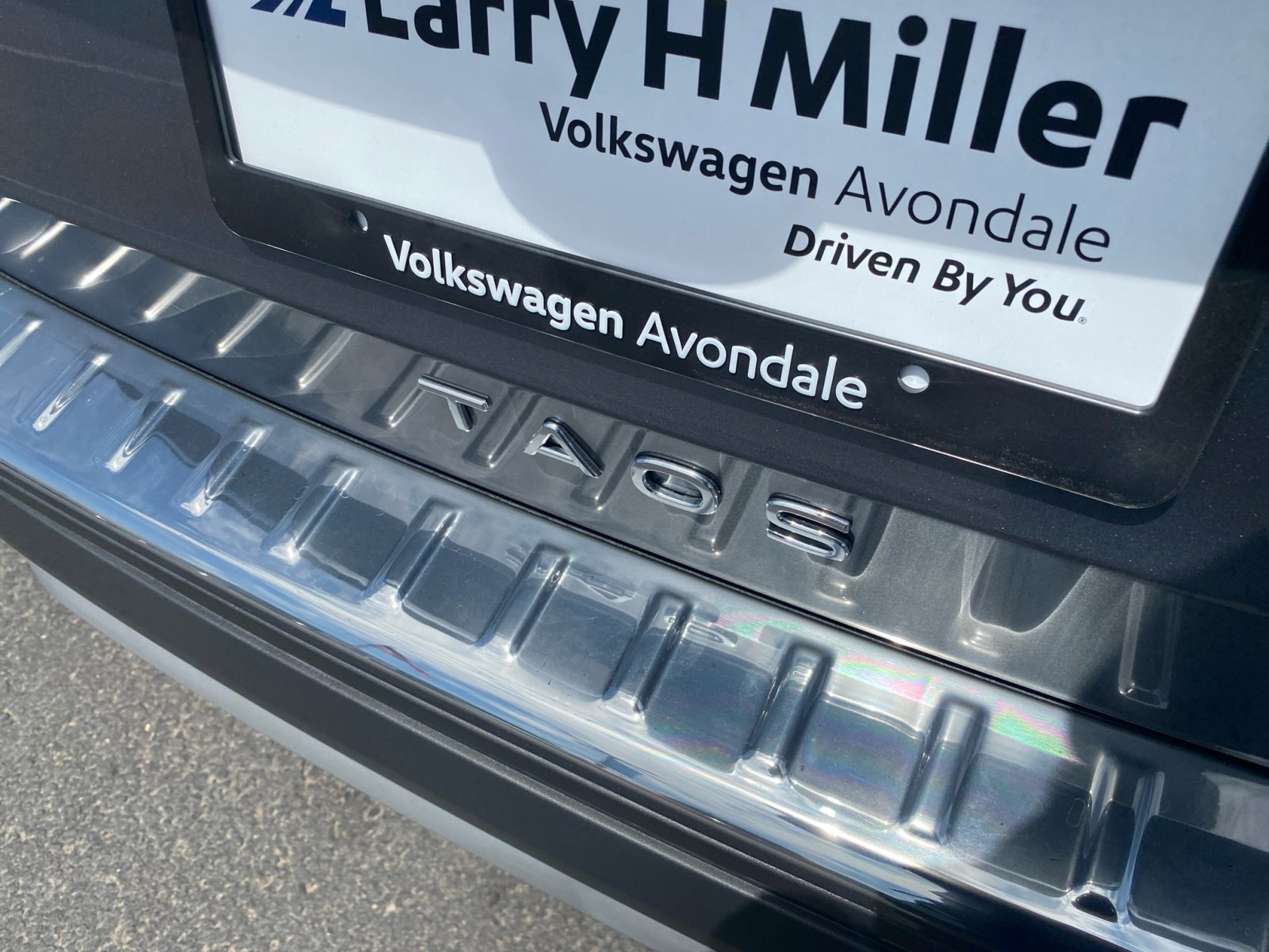 New 2025 Volkswagen Taos S image 22