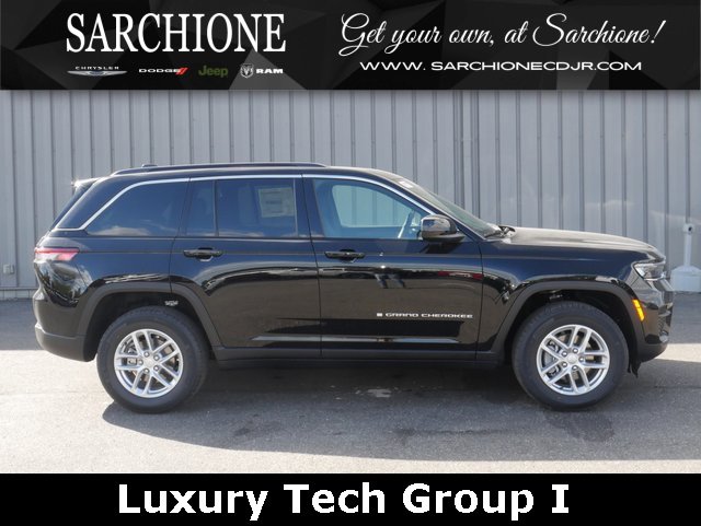 New 2025 Jeep Grand Cherokee Laredo X