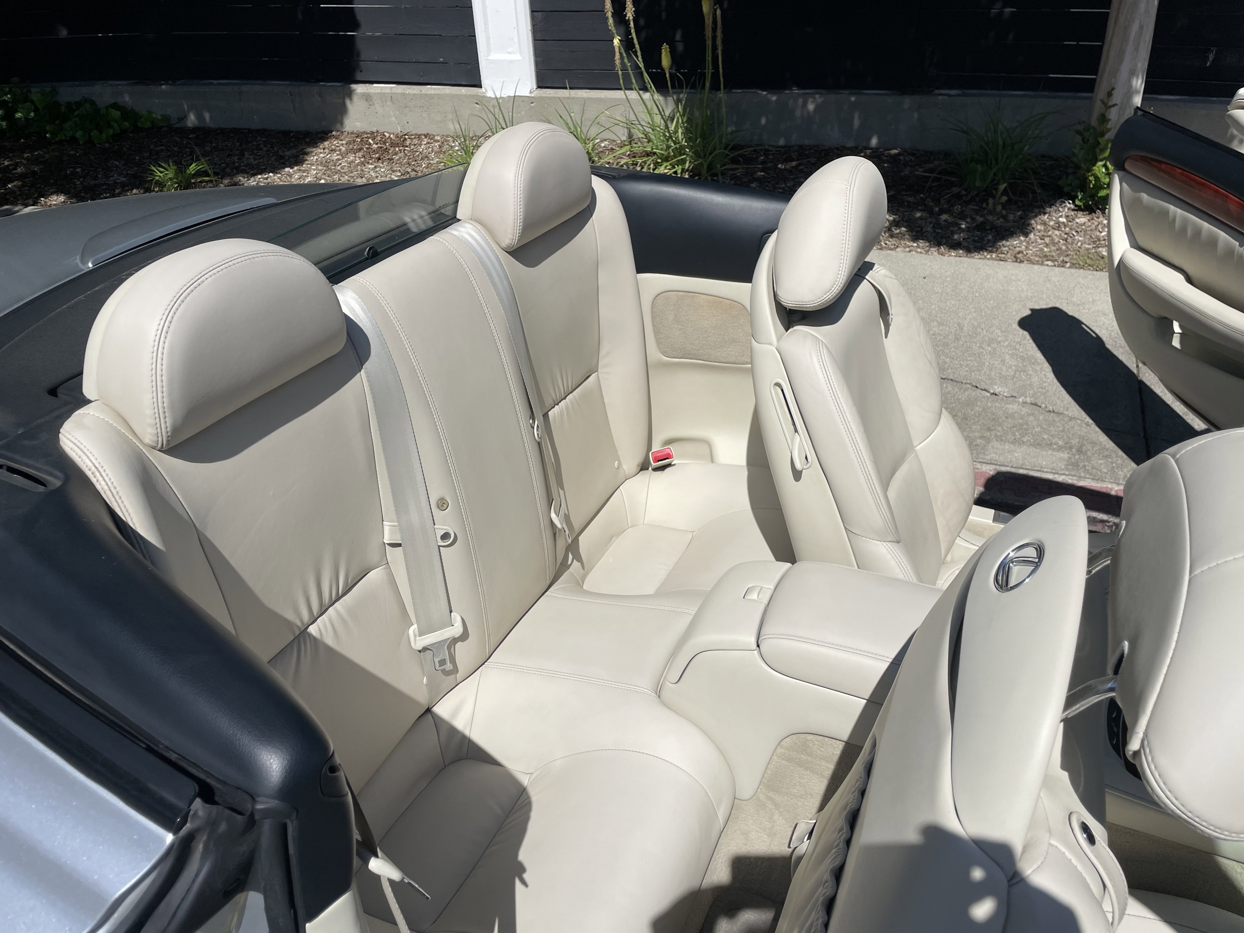 Used 2007 Lexus SC 430 Convertible RWD image 10