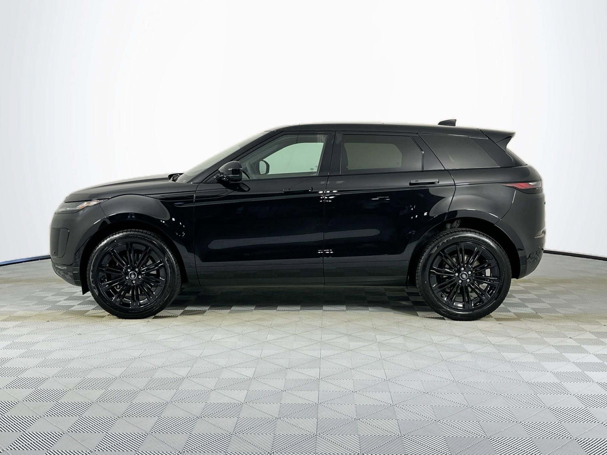 Used 2026 Land Rover Range Rover Evoque S image 8