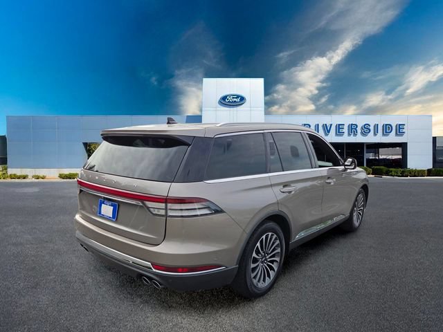 Used 2021 Lincoln Aviator Reserve w/ Equipment Group 201A RWD image 7