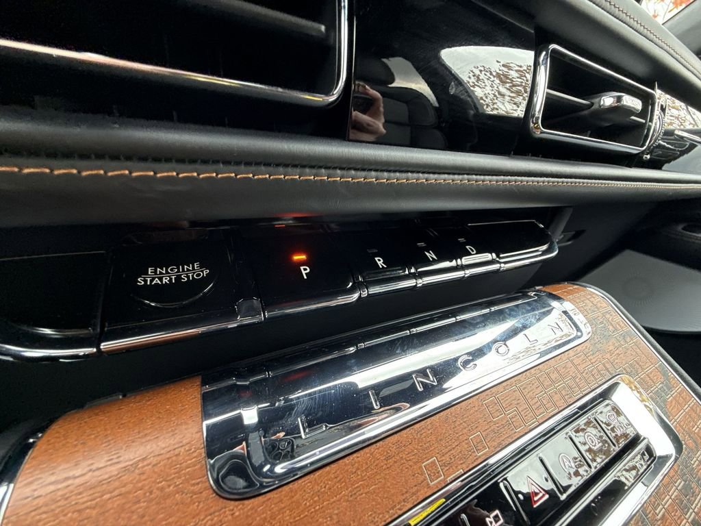 Used 2025 Lincoln Aviator Black Label image 22