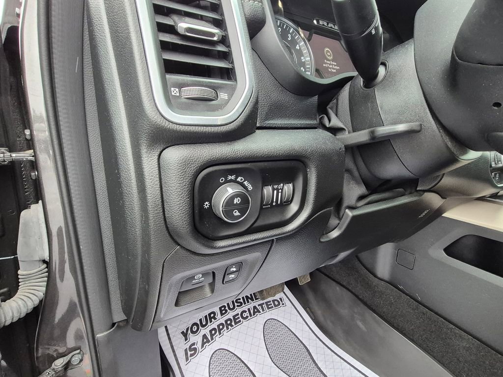 Used 2022 RAM 1500 Laramie image 11