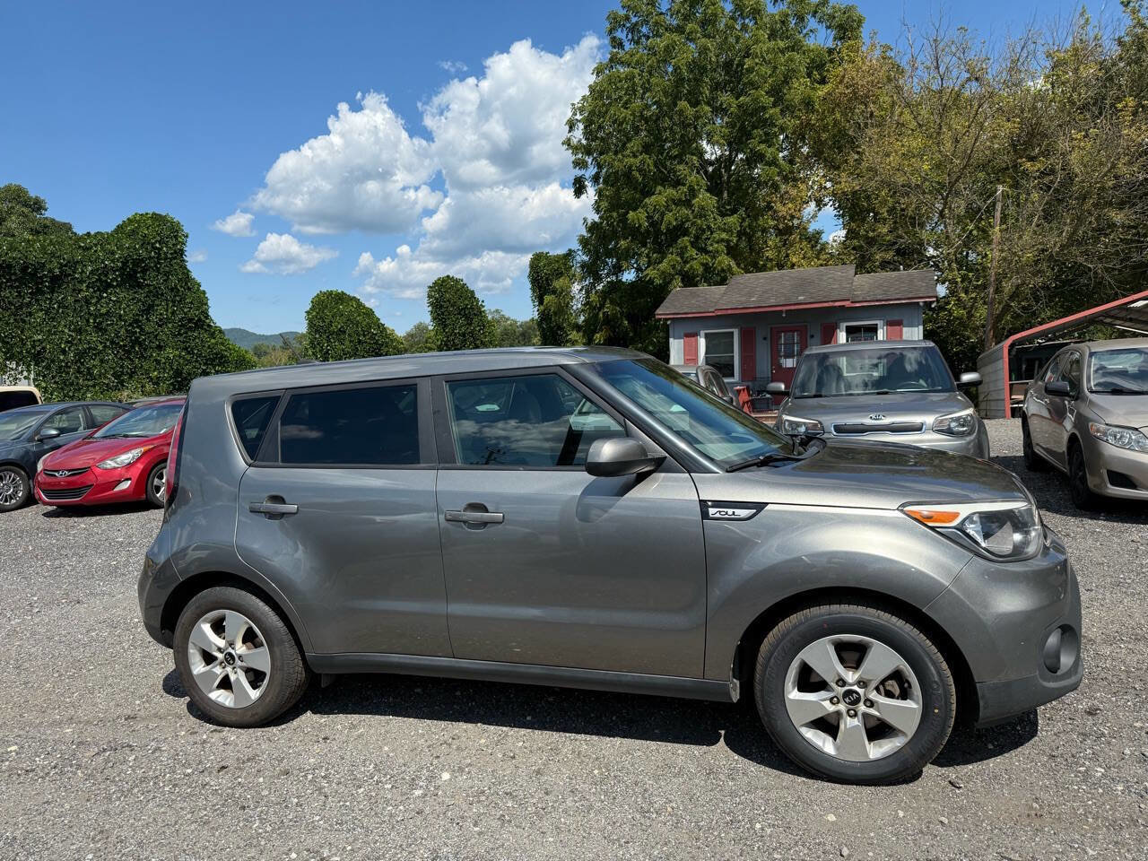 Used 2019 Kia Soul image 28
