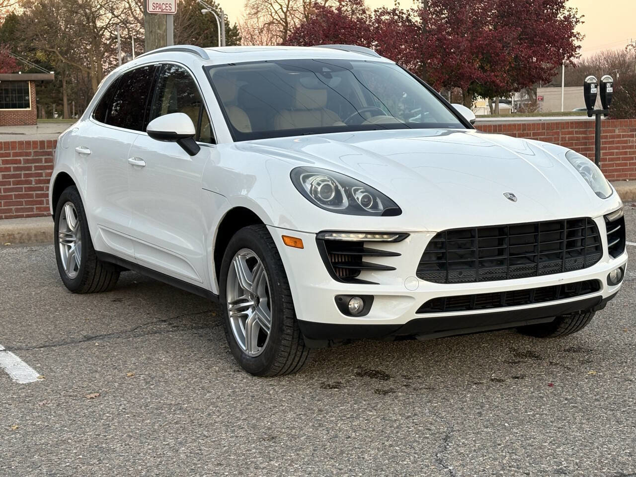 Used 2015 Porsche Macan S image 7